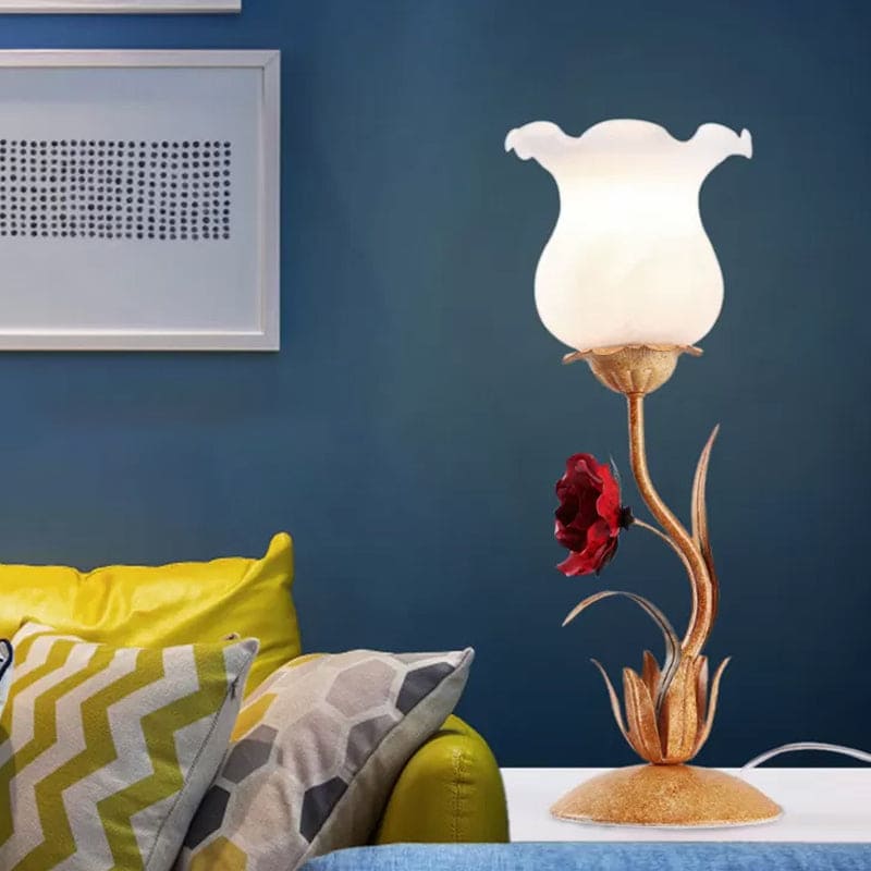 Blumige Tischleuchte für Schlafzimmer