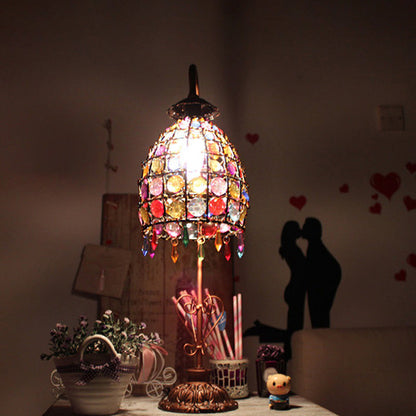 Elegante Nachttischlampe mit verstellbarem Hals