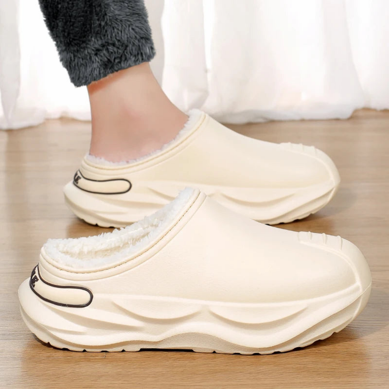 Gefütterte und bequeme Winterclogs